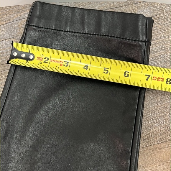 Loft High Rise Soft Faux Leather Belted Pants Size 2 - Picture 13 of 13